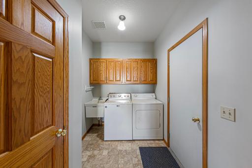2129 Bard Court, Faribault, MN 55021