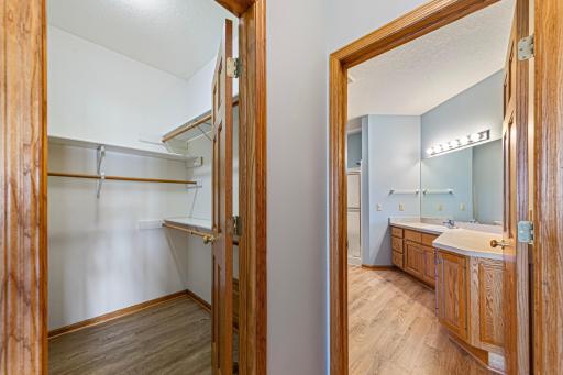 2129 Bard Court, Faribault, MN 55021