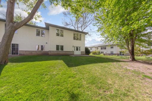 2129 Bard Court, Faribault, MN 55021