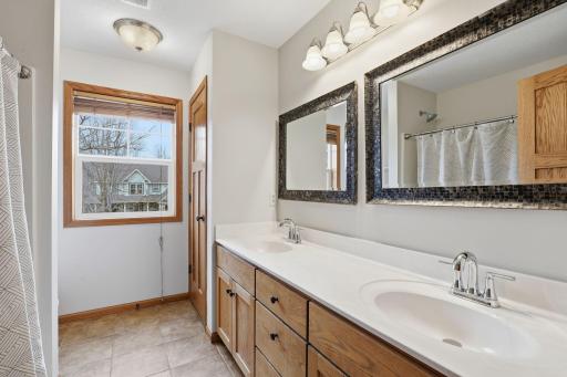 18838 Irvona Avenue, Lakeville, MN 55044