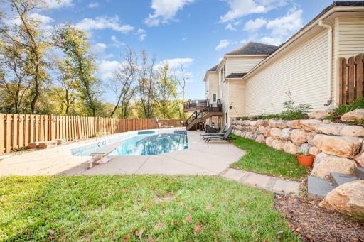 8973 Knoble Court, Eden Prairie, MN 55347
