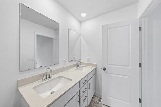 15136 Sycamore Street NW, Andover, MN 55304