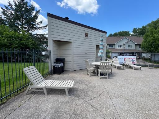1800 Riverwood Drive, 323, Burnsville, MN 55337