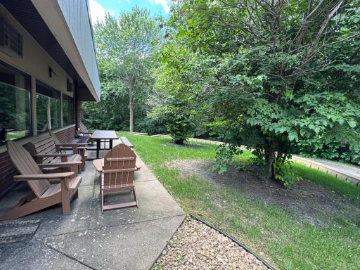 1800 Riverwood Drive, 323, Burnsville, MN 55337
