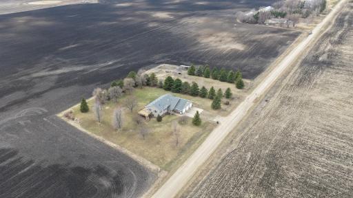 6335 1st Avenue W, Willmar, MN 56201