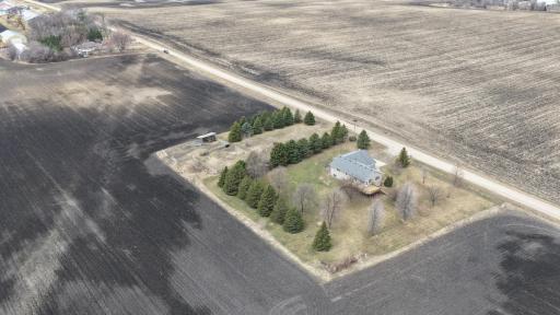 6335 1st Avenue W, Willmar, MN 56201