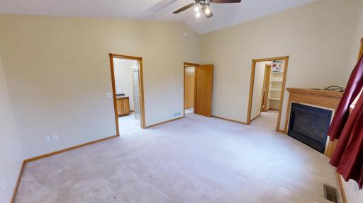 6335 1st Avenue W, Willmar, MN 56201
