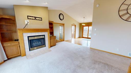 6335 1st Avenue W, Willmar, MN 56201