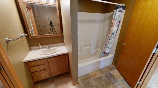 6335 1st Avenue W, Willmar, MN 56201