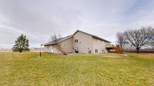 6335 1st Avenue W, Willmar, MN 56201