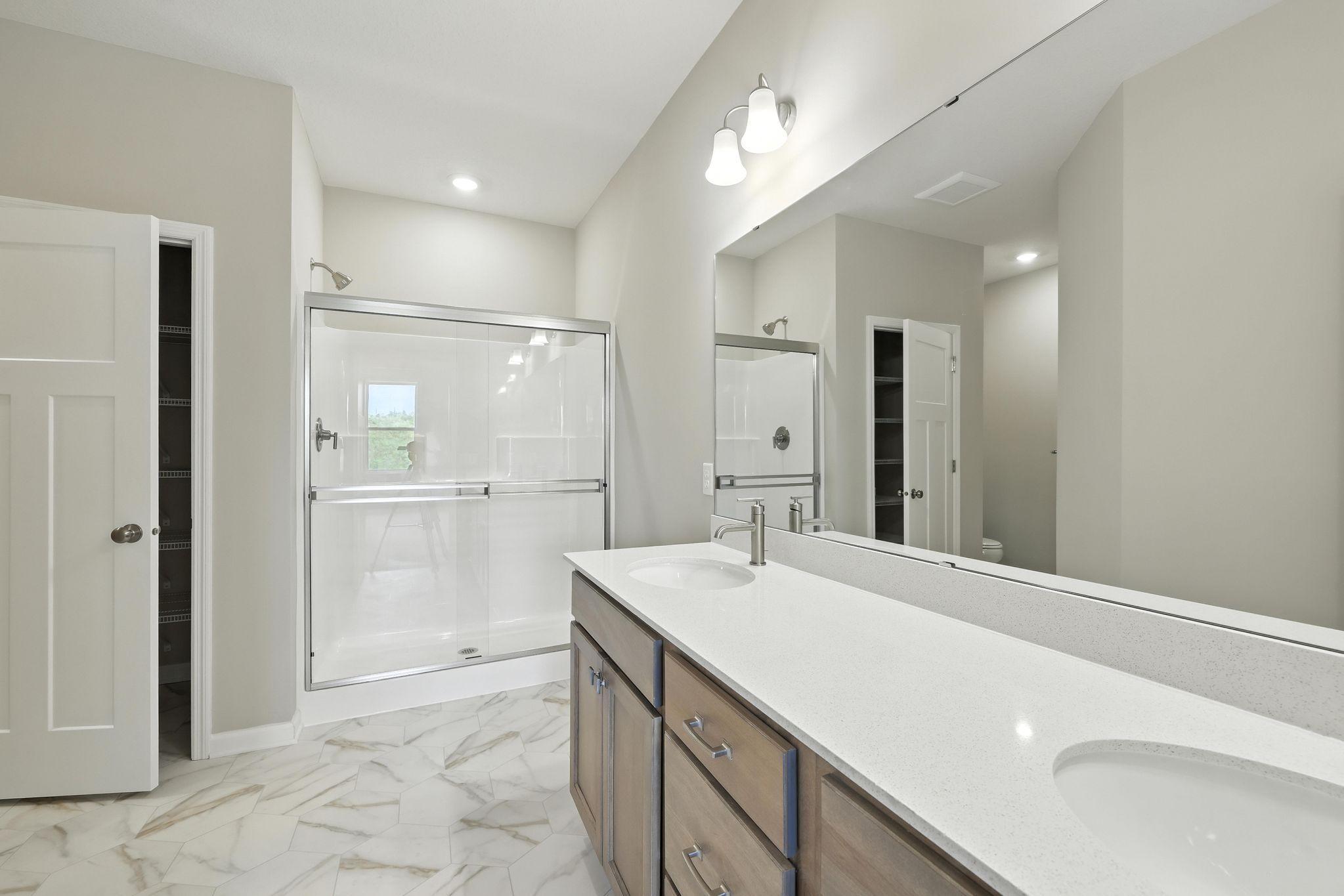 Owner's Bathroom *Photo of a previously built home of the same floor plan. Finishes/options may vary.