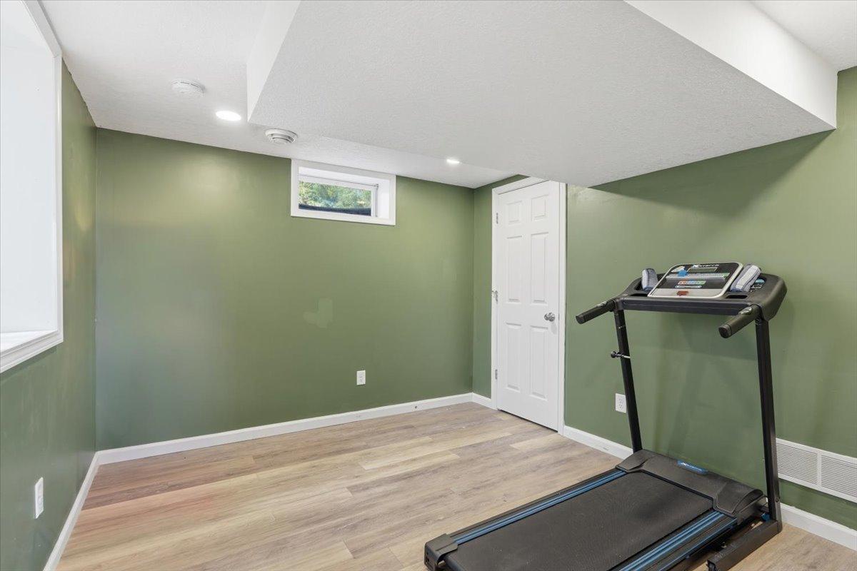 Bonus room for an office, workout area, play room - possibilities are endless!