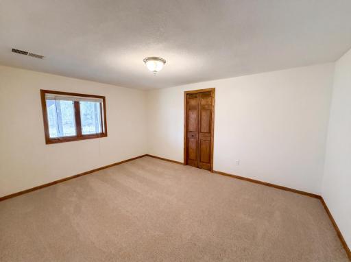 8433 Upland Lane N, Maple Grove, MN 55311
