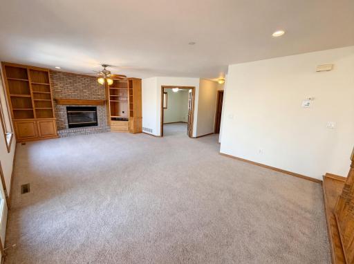 8433 Upland Lane N, Maple Grove, MN 55311