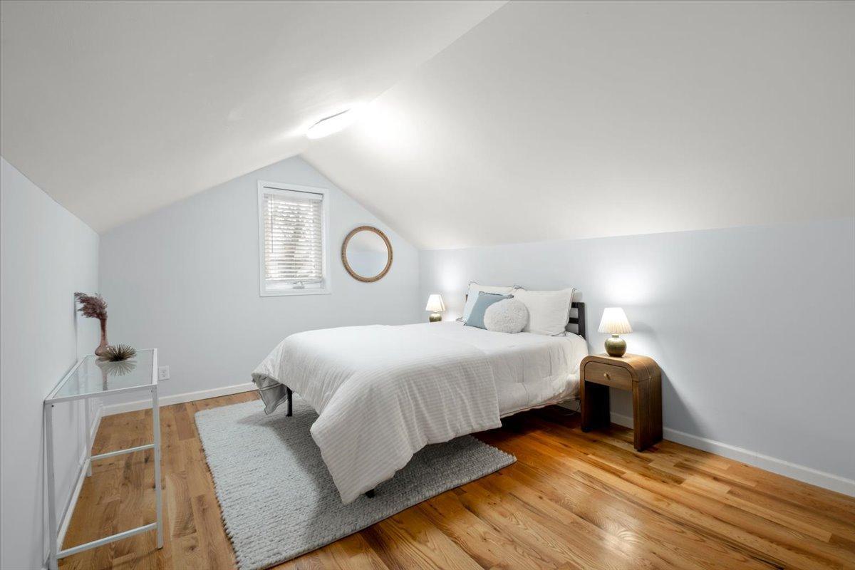 22-2627 Randolph St NE-0022.jpg