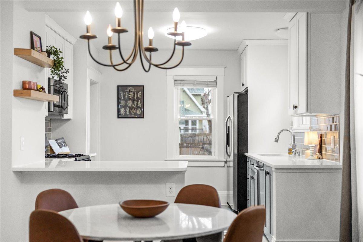 11-2627 Randolph St NE-0011.jpg