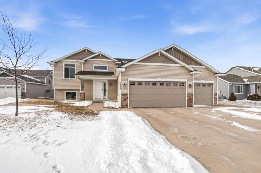 1326 Osauka Road NE, Sauk Rapids, MN 56379
