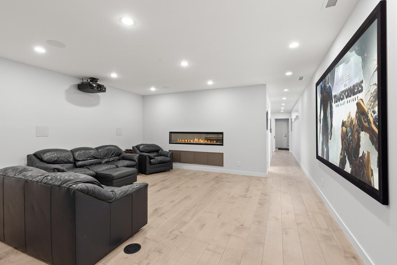 Lower-level projector