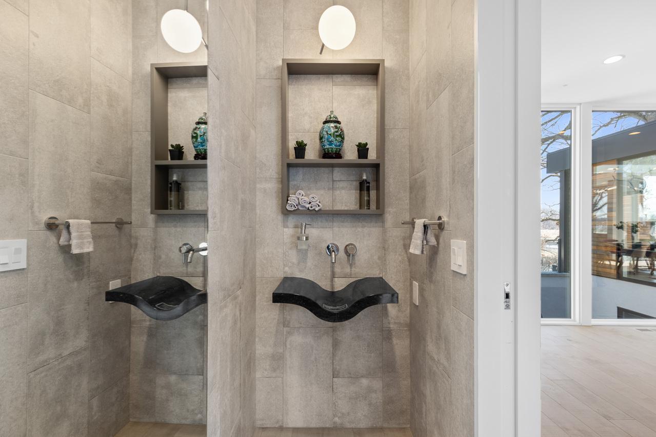 Main floor 1/2 bath with stunning finishes.