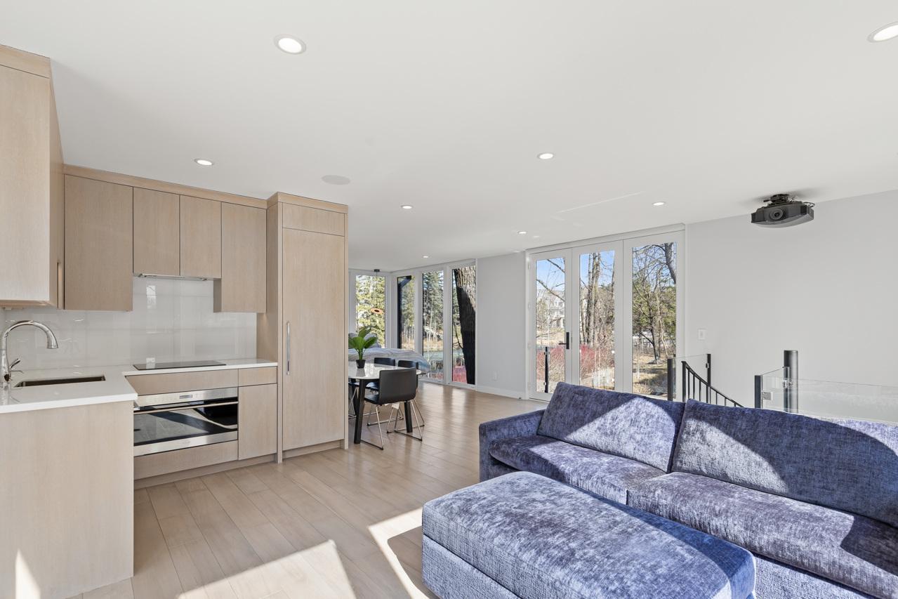 Full kitchen - Guest House