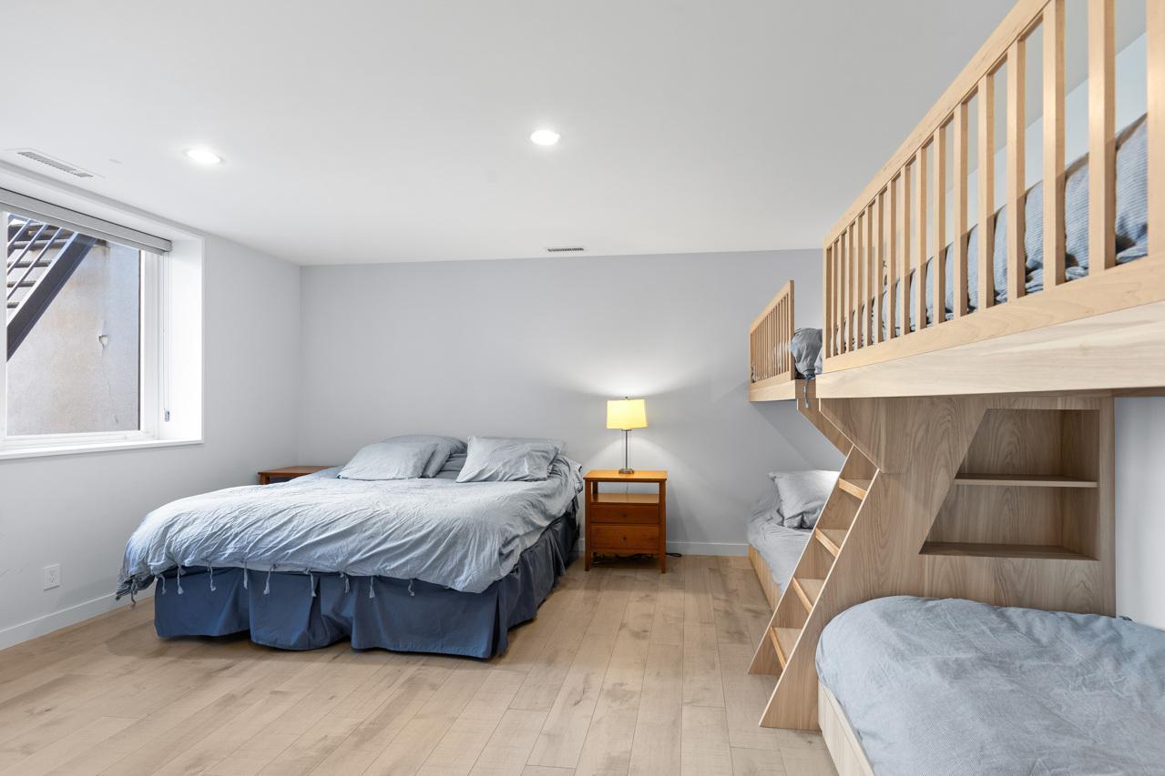 Large lower guest room