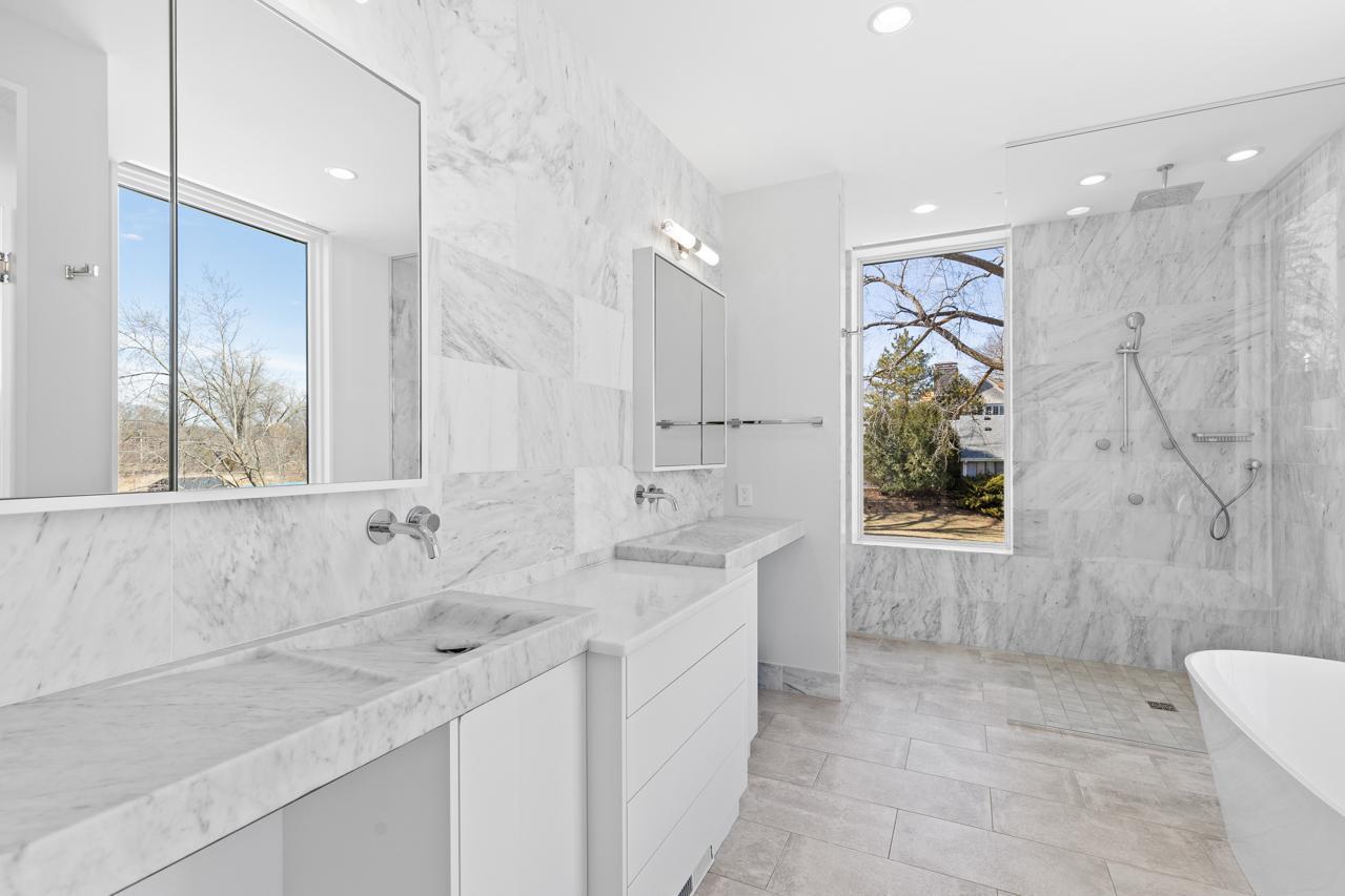 Primary Ensuite Bathroom