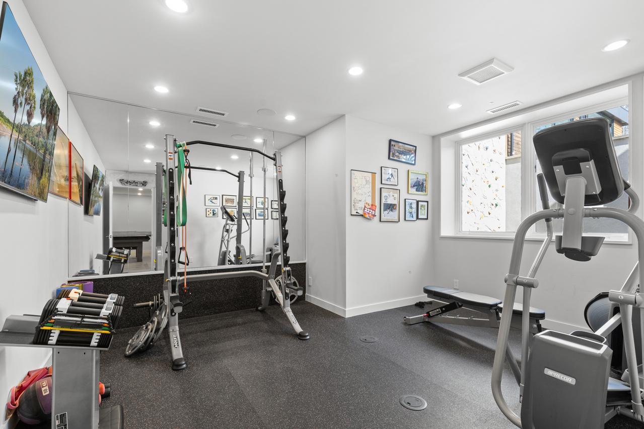 Work out room/bedroom #5