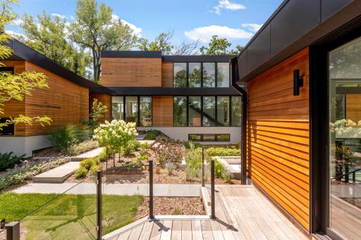 2634 Crosby Road, Wayzata, MN 55391