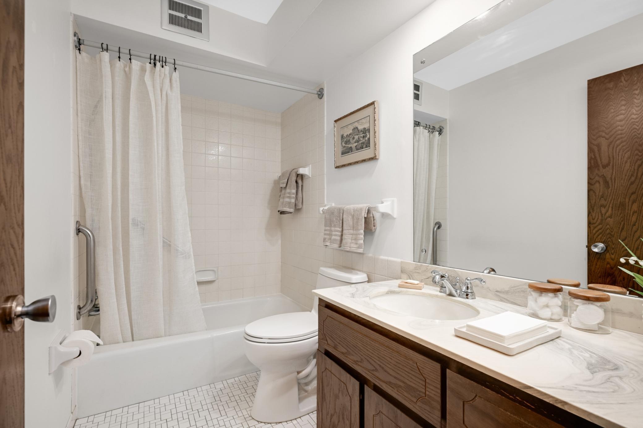 Hall Full Bathroom.jpg