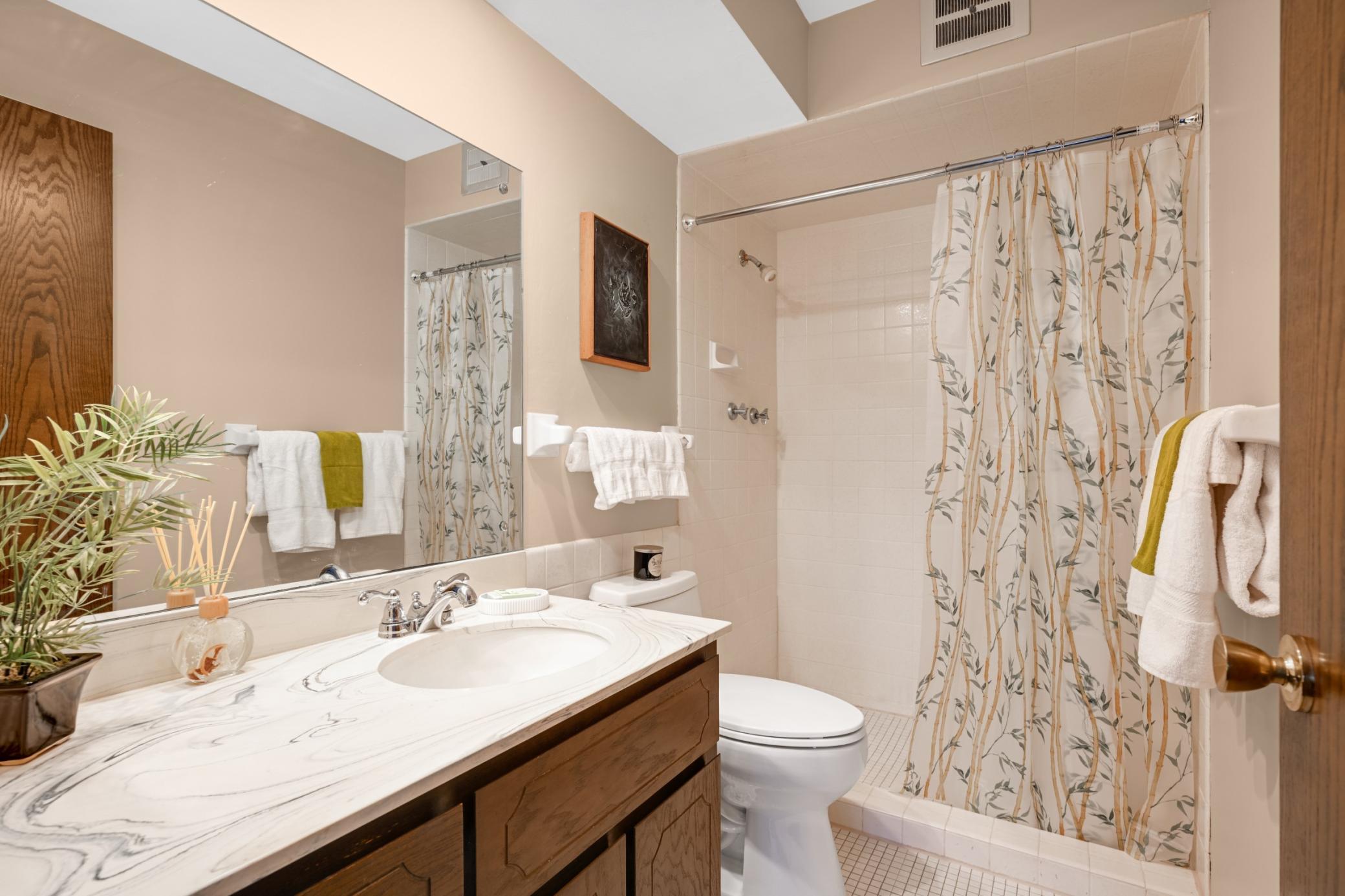 Primary Bathroom.jpg