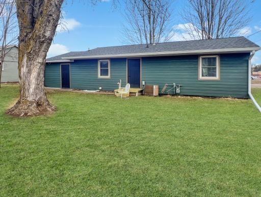 922 S State Street, Fairmont, MN 56031