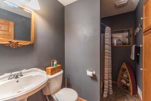 Lower Level 3/4 Bath
