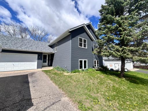 2204 Valley Drive, Northfield, MN 55057