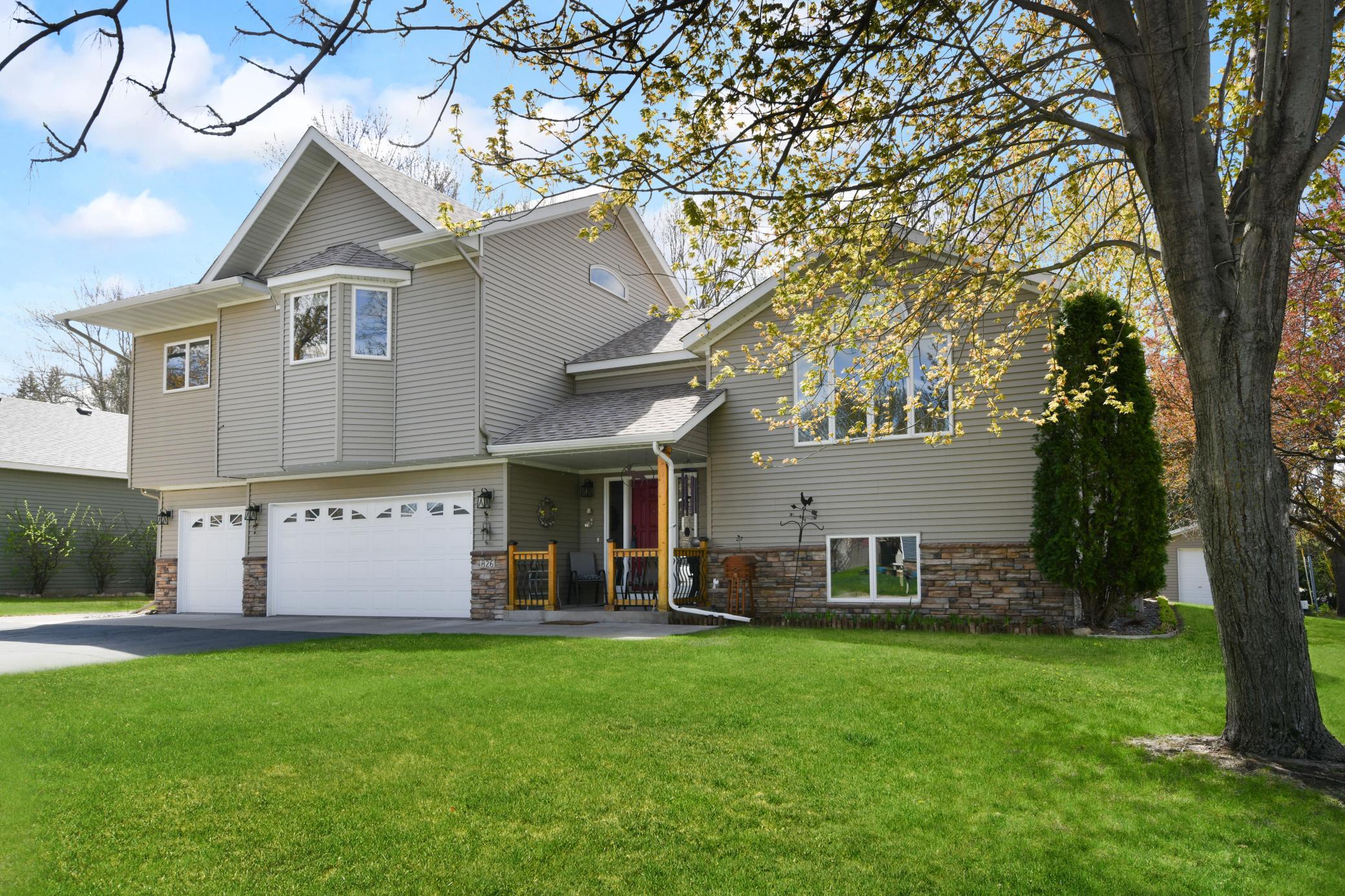 Fantastic location near Sartell schools, parks and recreation~A large corner lot, beautifully adorned with mature trees & great curb appeal!