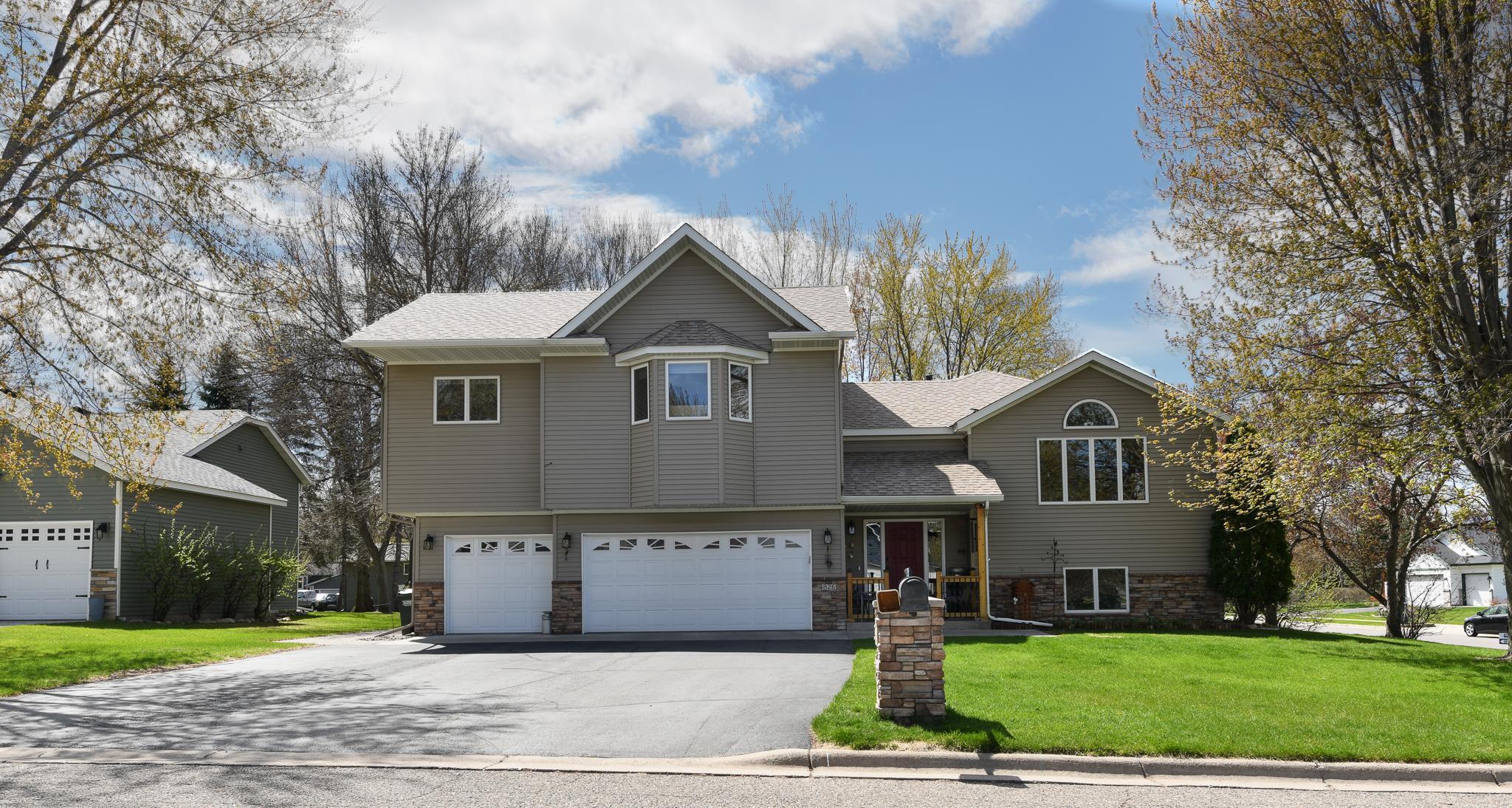 A 5 bedroom 3 bath sprawling with square footage and bonus amenities!
