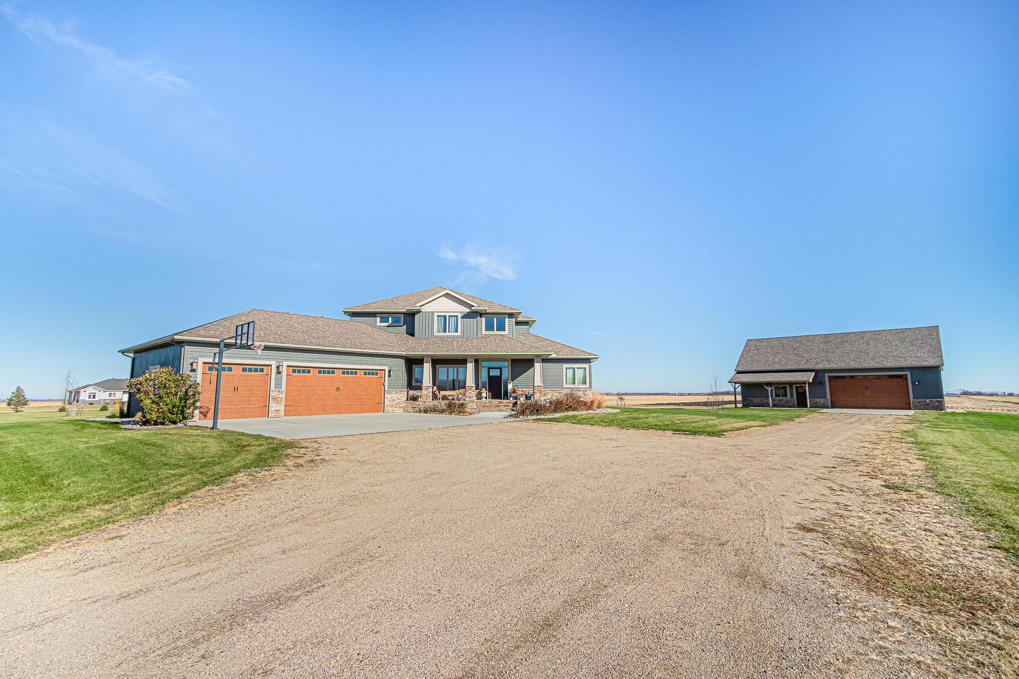 7022 9th St N, Moorhead, MN 56560-22.jpg