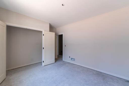 21-Lower Level Bedroom 5.jpg