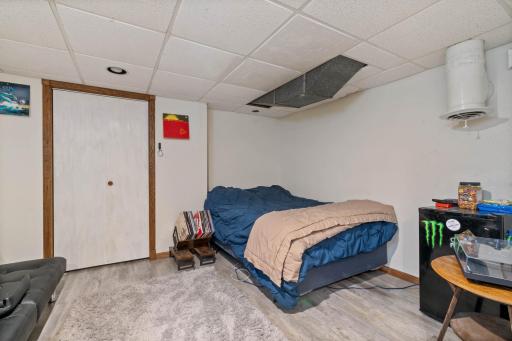 627 N 20th Avenue E, Duluth, MN 55812