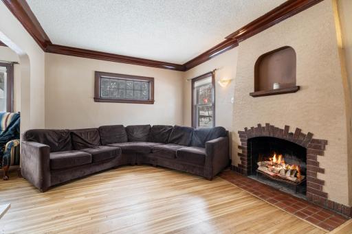 627 N 20th Avenue E, Duluth, MN 55812