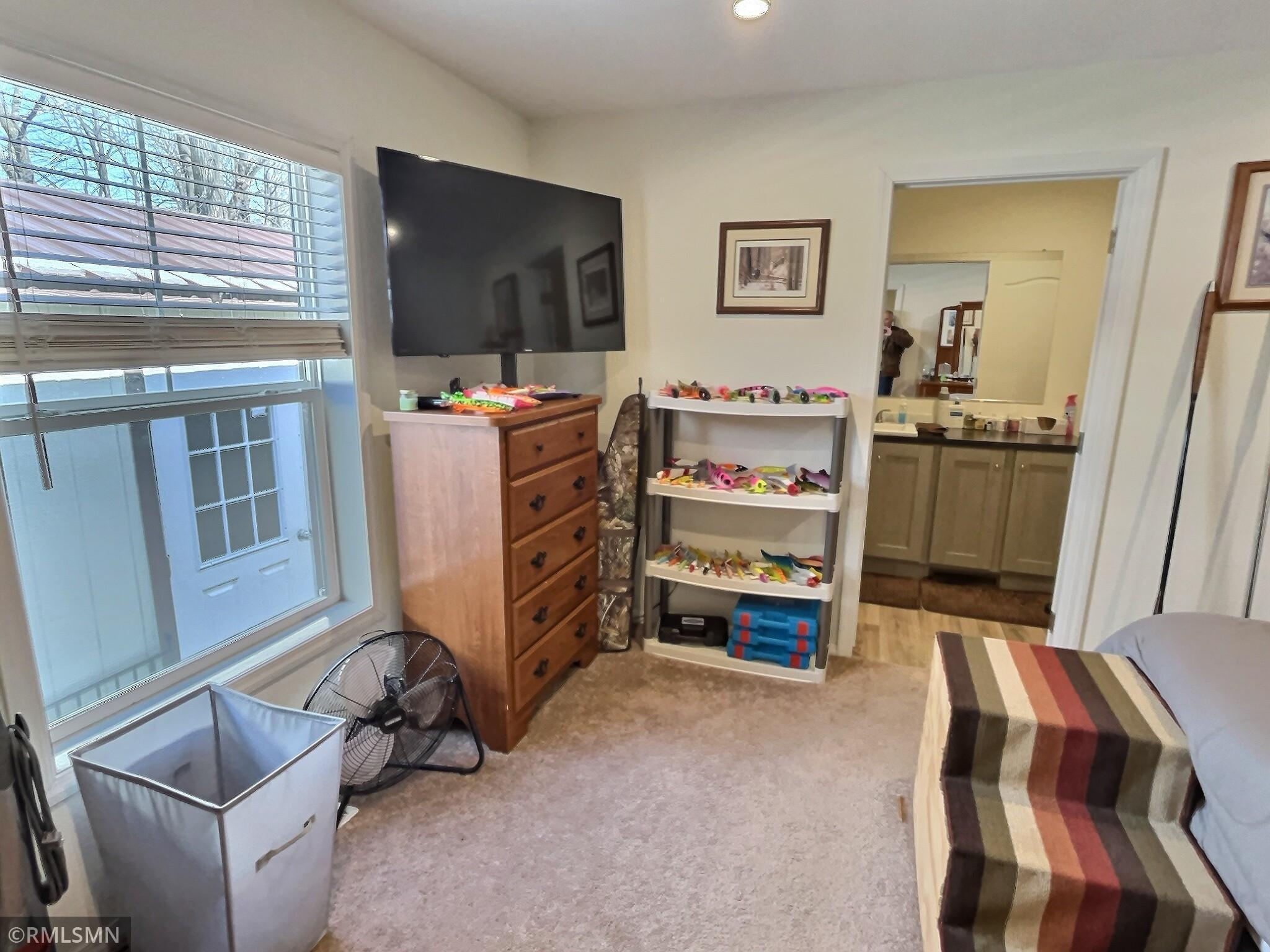 This again show how much area you will have in the primary suite.