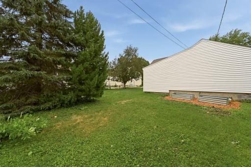1417 12th Avenue NE, Rochester, MN 55906