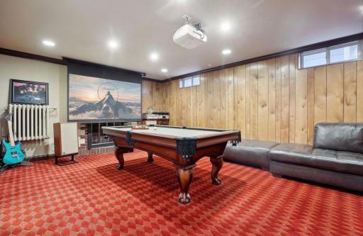 1005 Cedar Lake Road S, Minneapolis, MN 55405