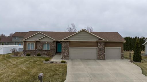 1407 28th Street SW, Austin, MN 55912