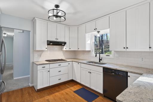 11860 Sunnybrook Road, Eden Prairie, MN 55347
