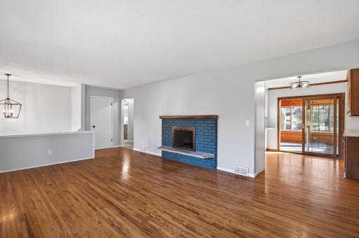 11860 Sunnybrook Road, Eden Prairie, MN 55347