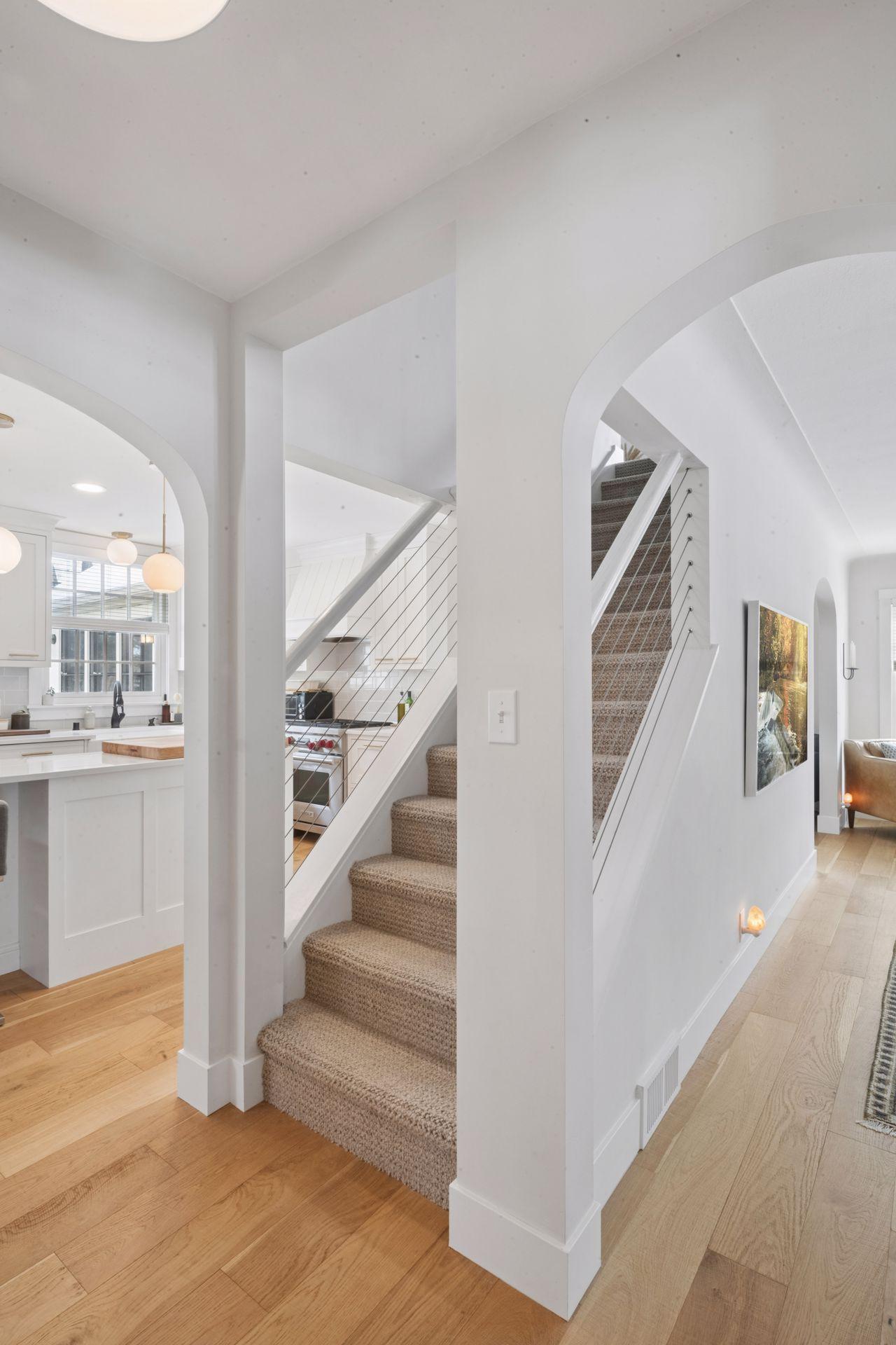 3825 Inglewood Avenue South - Spacecrafting - 0032.jpg