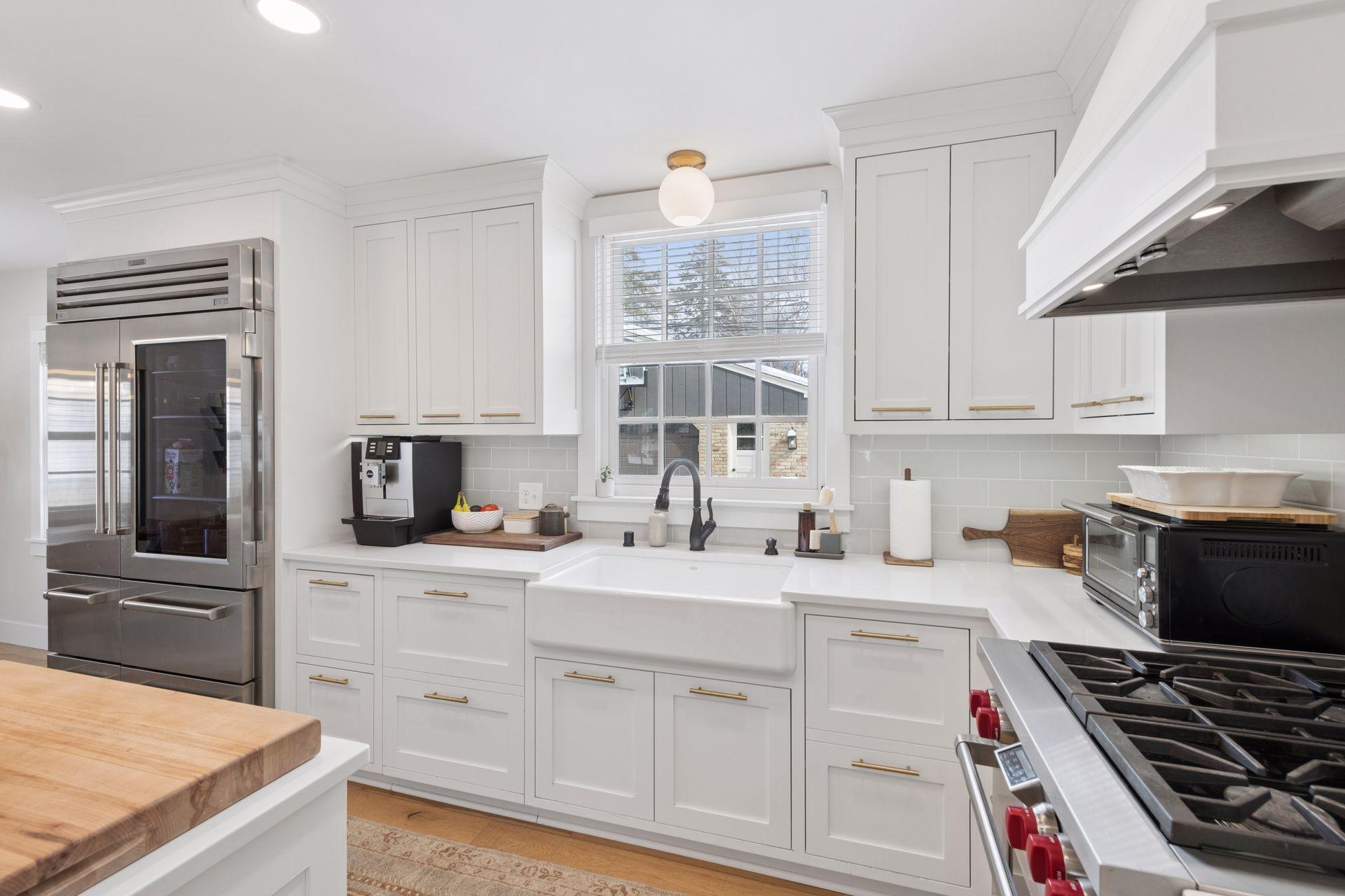 3825 Inglewood Avenue South - Spacecrafting - 0026.jpg