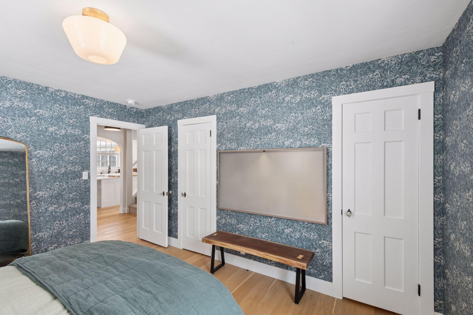 3825 Inglewood Avenue South - Spacecrafting - 0029.jpg