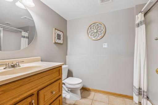 8852 Rainier Drive, Saint Paul, MN 55125