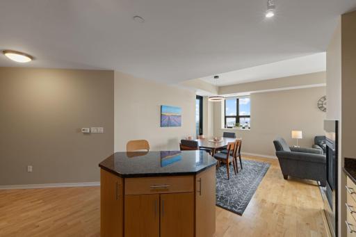 100 3rd Avenue S, 2604, Minneapolis, MN 55401